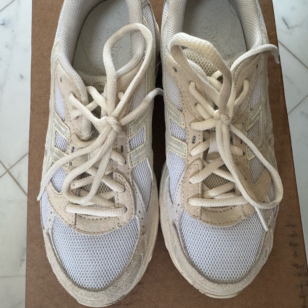 ASICS White and Cream Sneakers size 7